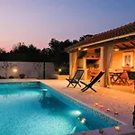 In With Private Pool * Pridraga