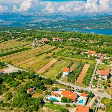 In With Private Pool Villa Pridraga