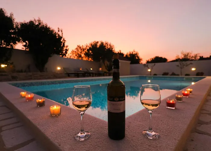 In With Private Pool *