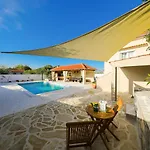 Villa In With Private Pool