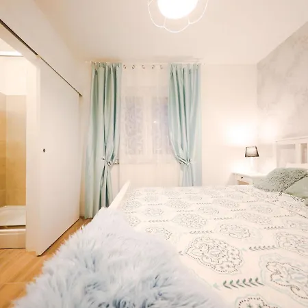 In With Swimming Pool And 5-person Jacuzzi Pridraga