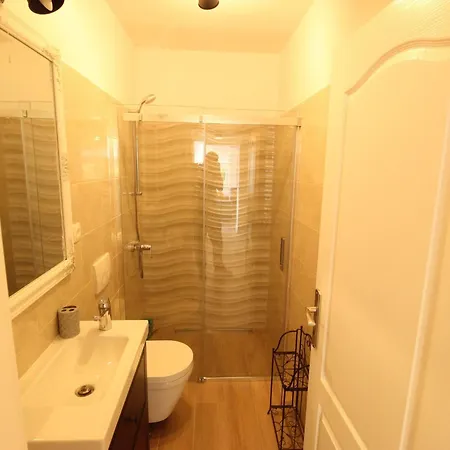 In With Private Pool Pridraga