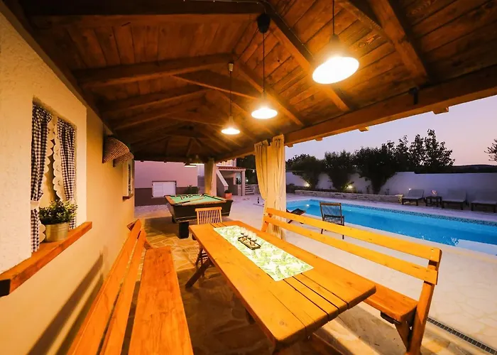 In With Private Pool * Pridraga