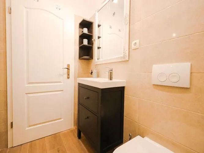 Вилла In With Private Pool Pridraga