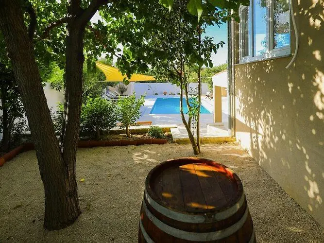 In With Private Pool * Pridraga