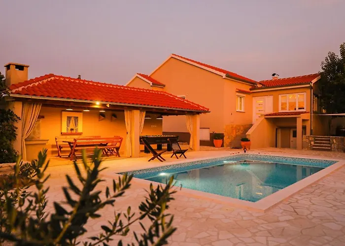 In With Private Pool *