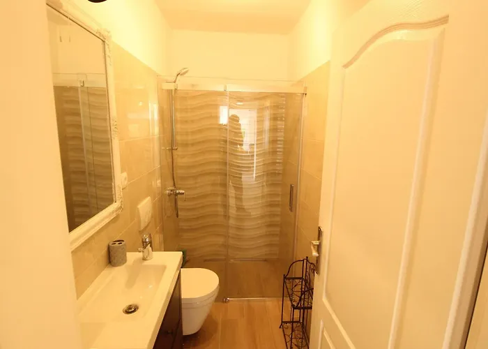 In With Private Pool Pridraga